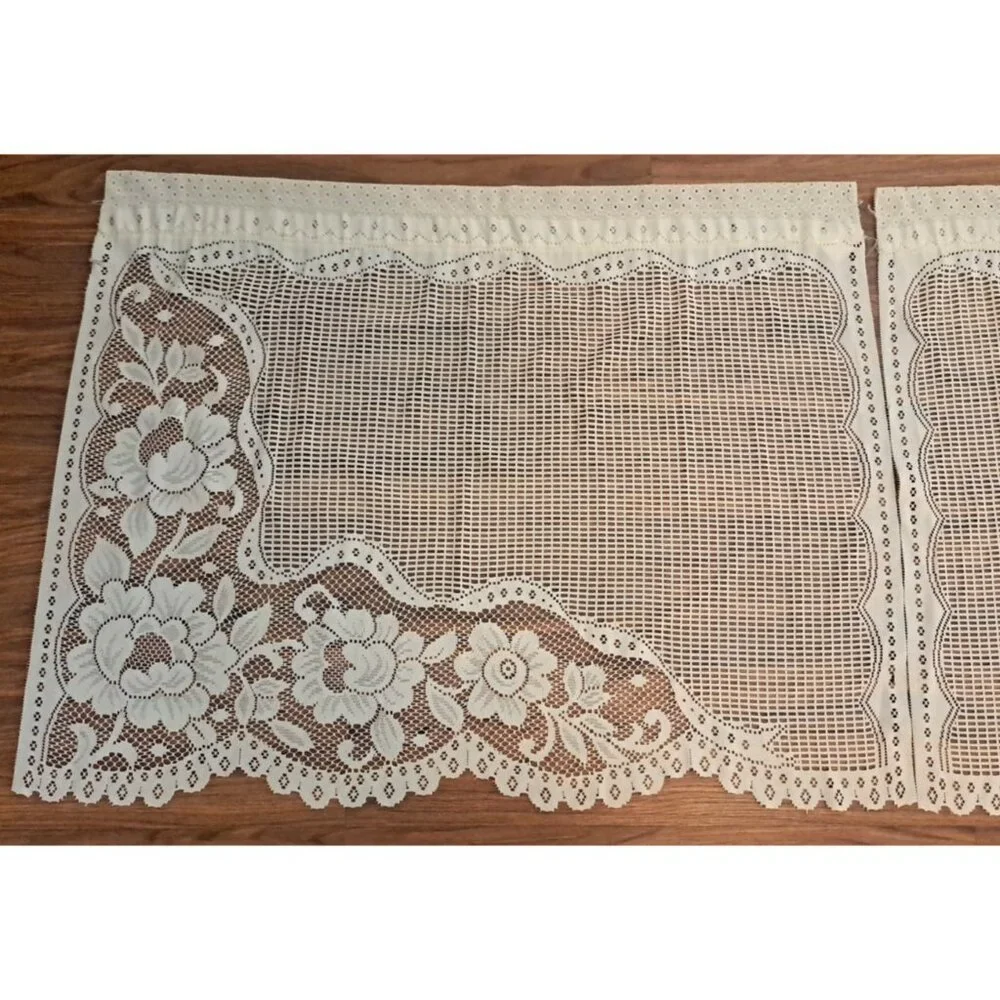Vintage Knit Lace Curtains Ivory Cabbage Rose 2 PC Cottagecore Farmhouse 66x26